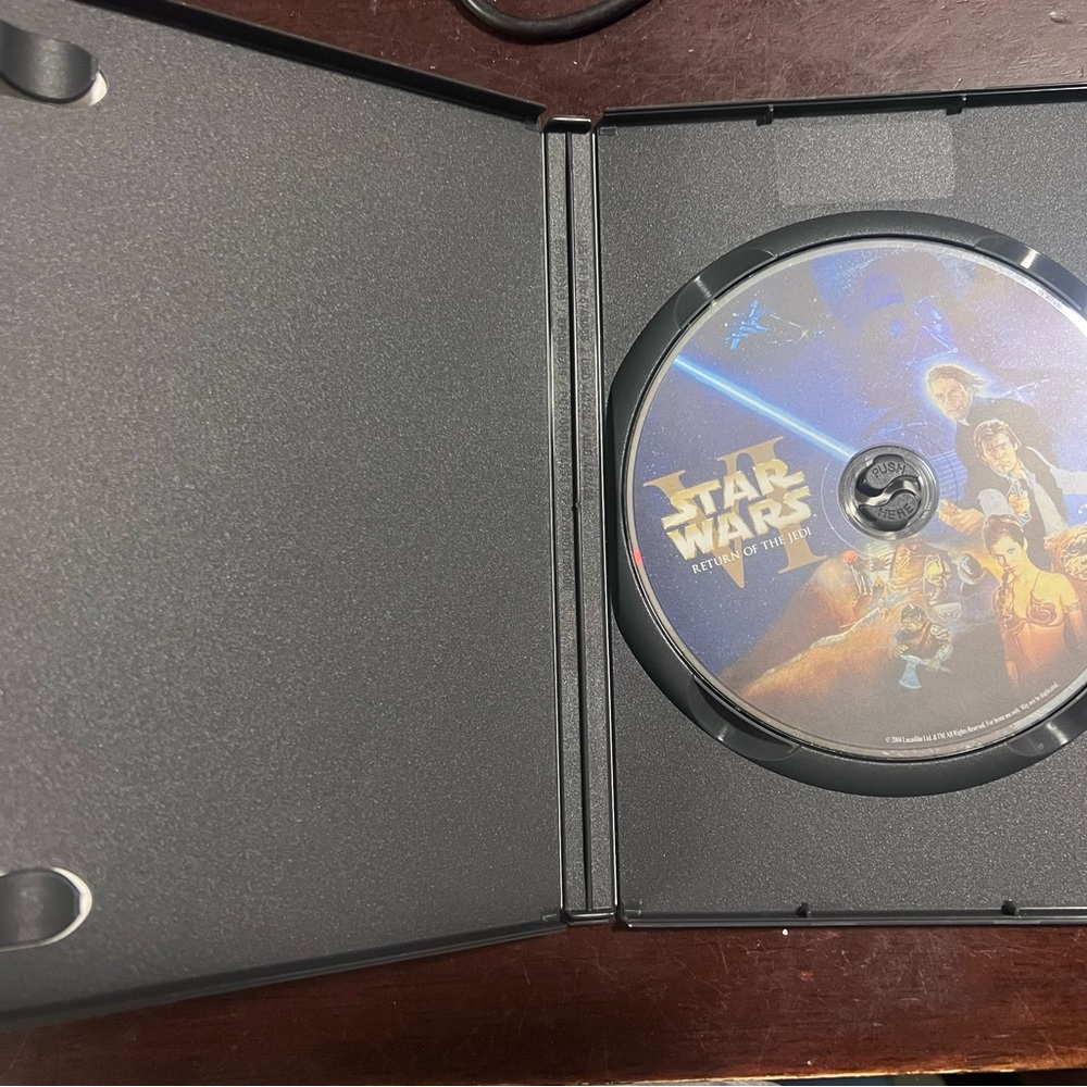 Star Wars 4-Disc DVD Trilogy Box Set - Picture 7 of 7
